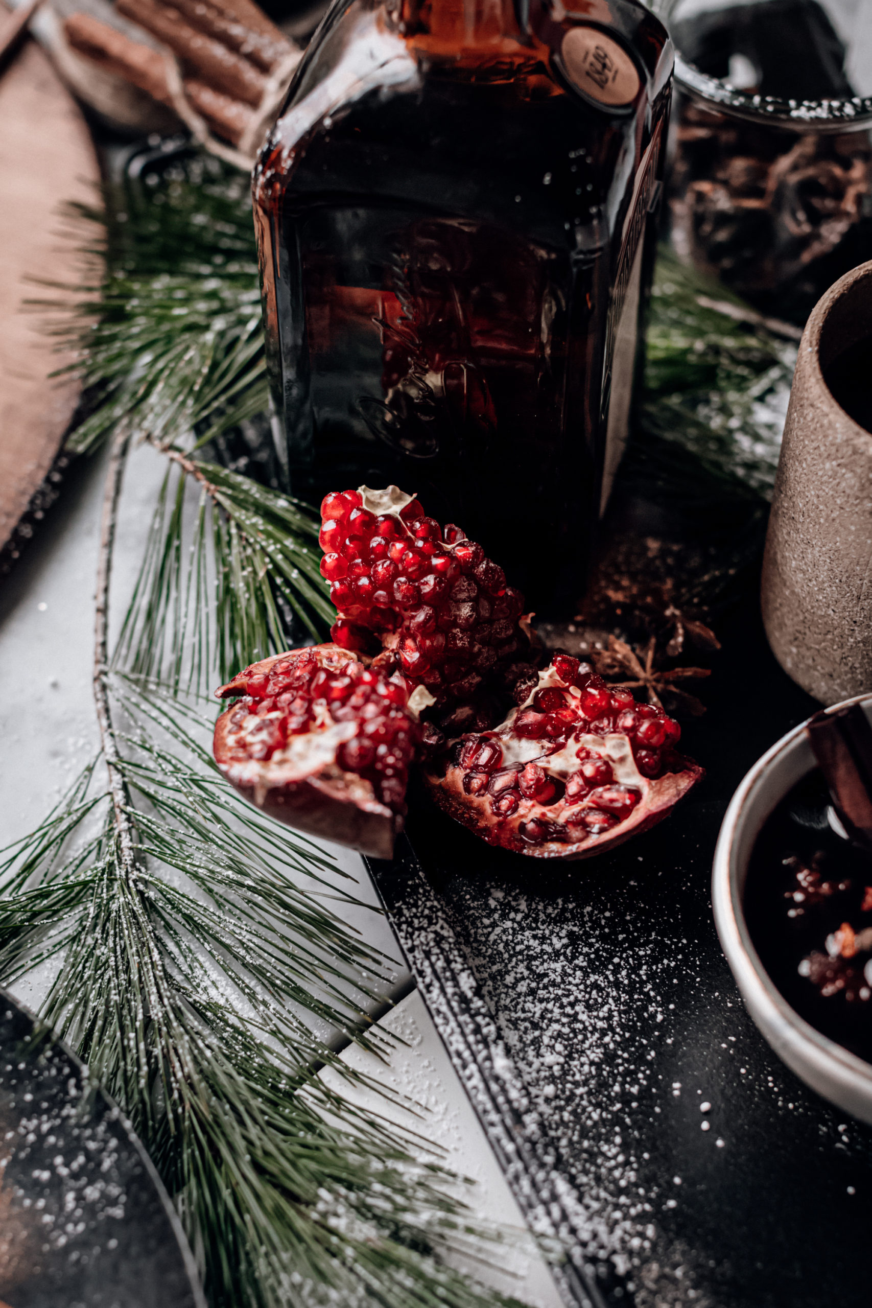 VANILLA POMEGRANATE MULLED WINE - JustineCelina