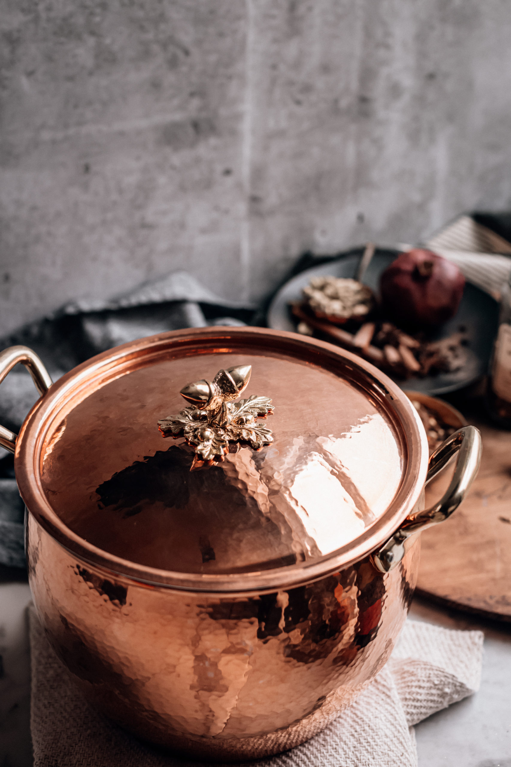 VANILLA POMEGRANATE MULLED WINE - JustineCelina