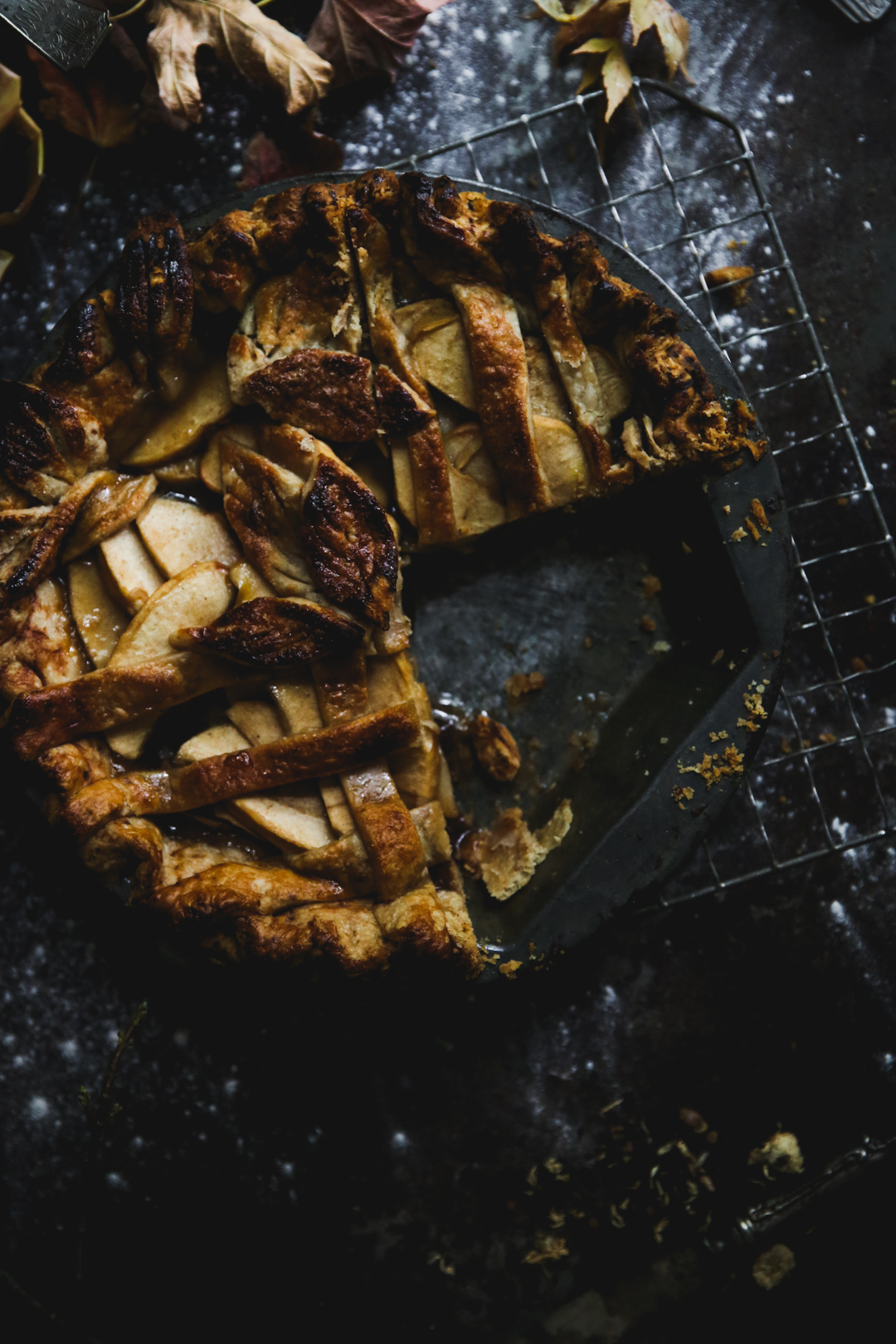 apple-bourbon-pie-photography-recipe-and-styling-by-christiann-koepke-of-christiannkoepke-com-14