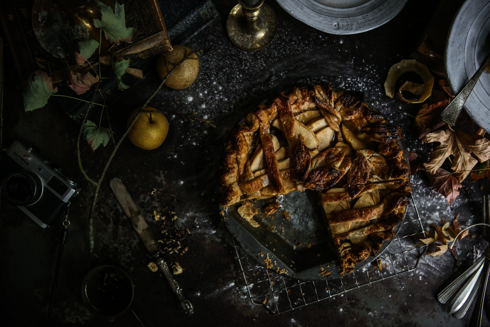 apple-bourbon-pie-photography-recipe-and-styling-by-christiann-koepke-of-christiannkoepke-com-17