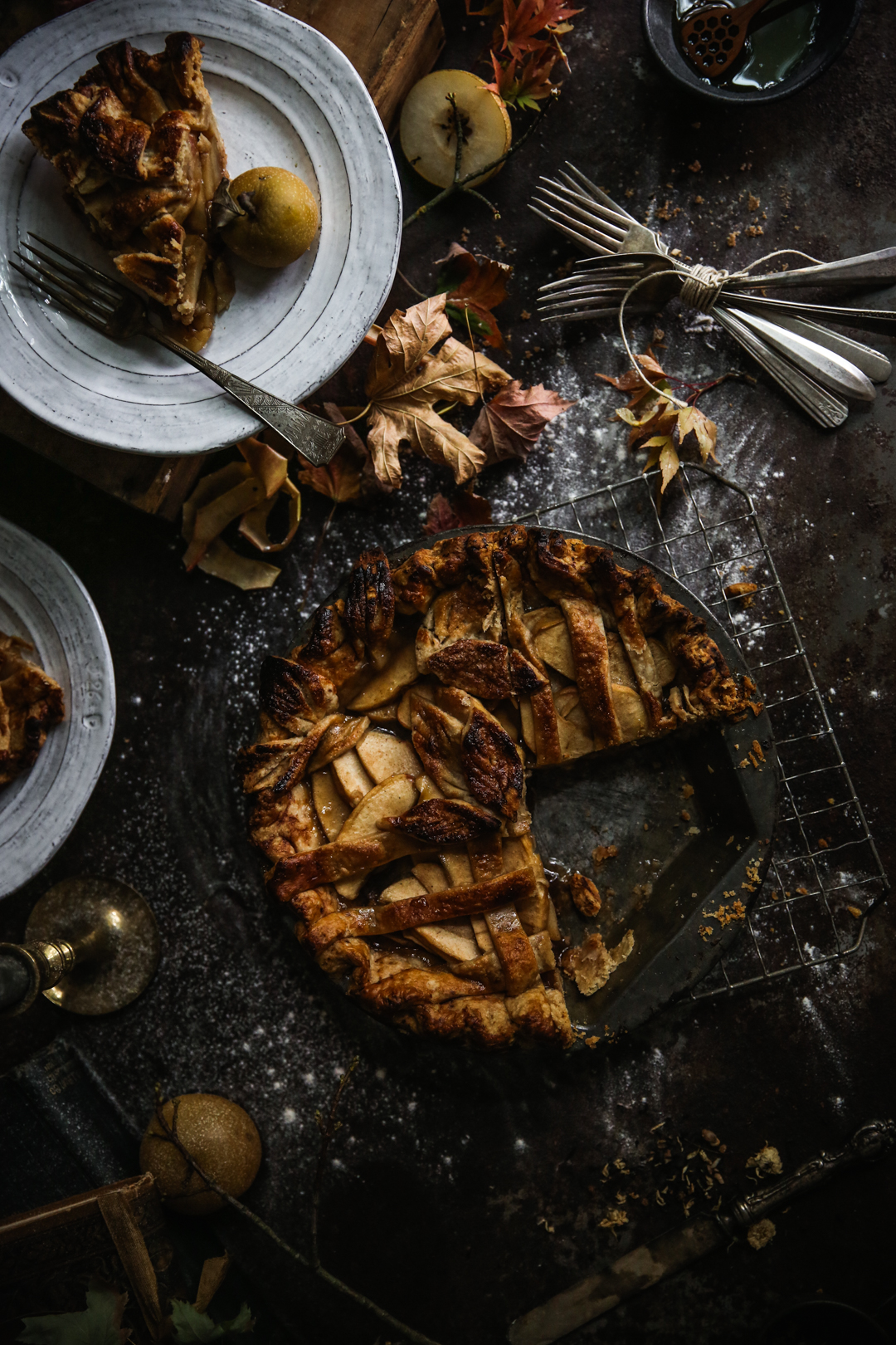 apple-bourbon-pie-photography-recipe-and-styling-by-christiann-koepke-of-christiannkoepke-com